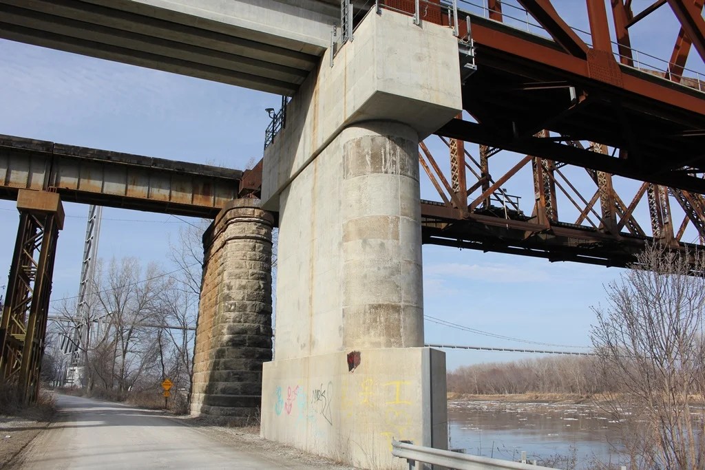 New Plattsmouth Rail Bridge